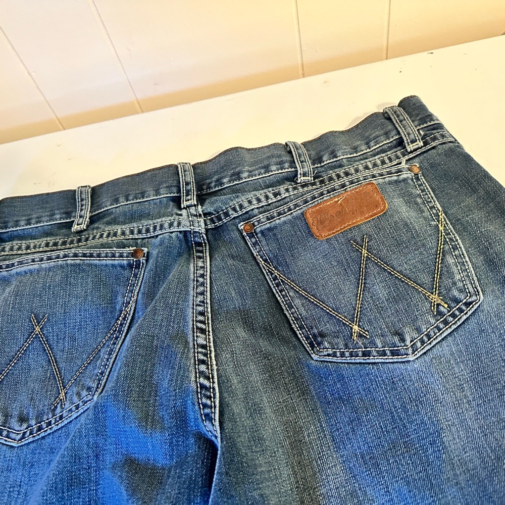 Wrangler Retro Relaxed Fit  Men’s Jeans 34 x 34
